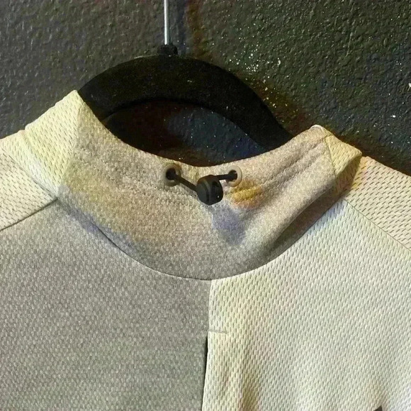 Men’s Adidas Light Weight Grey White Hoodie Pullover Small - Picture 3 of 5